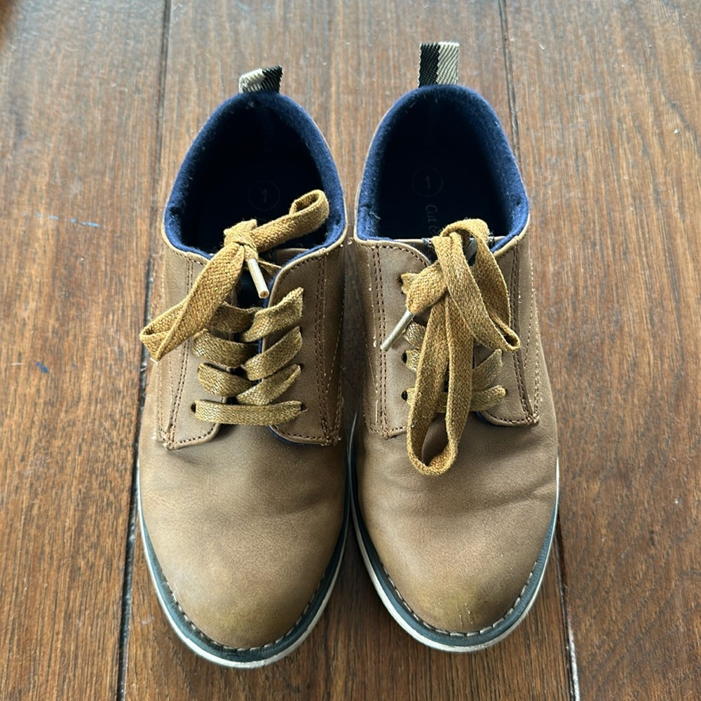 Can & Jack dress shoes size 1.